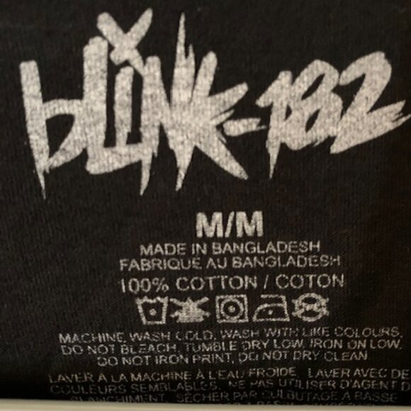 BLINK 182 MENS BAND TSHIRT - Picture 2 of 4